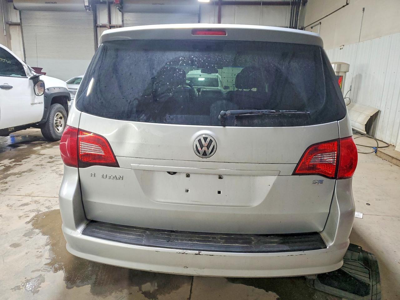 VOLKSWAGEN ROUTAN 2010 — 7