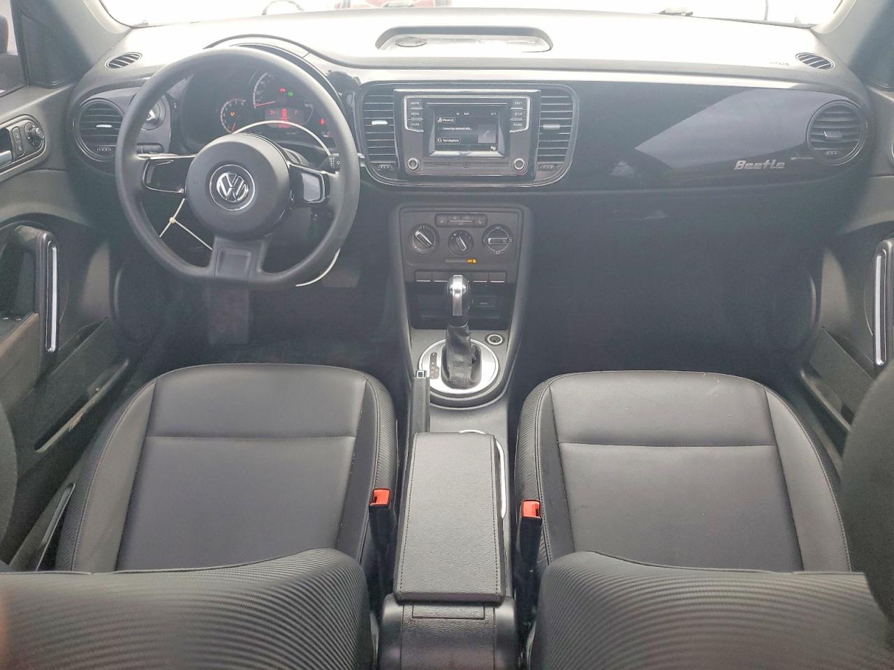 VOLKSWAGEN BEETLE 2016 — 9