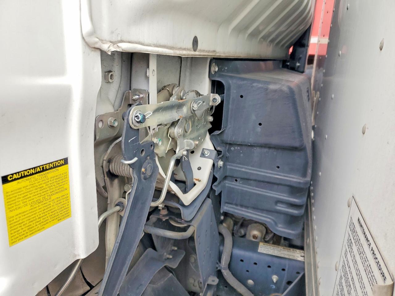 ISUZU NPR HD 2019 — 13