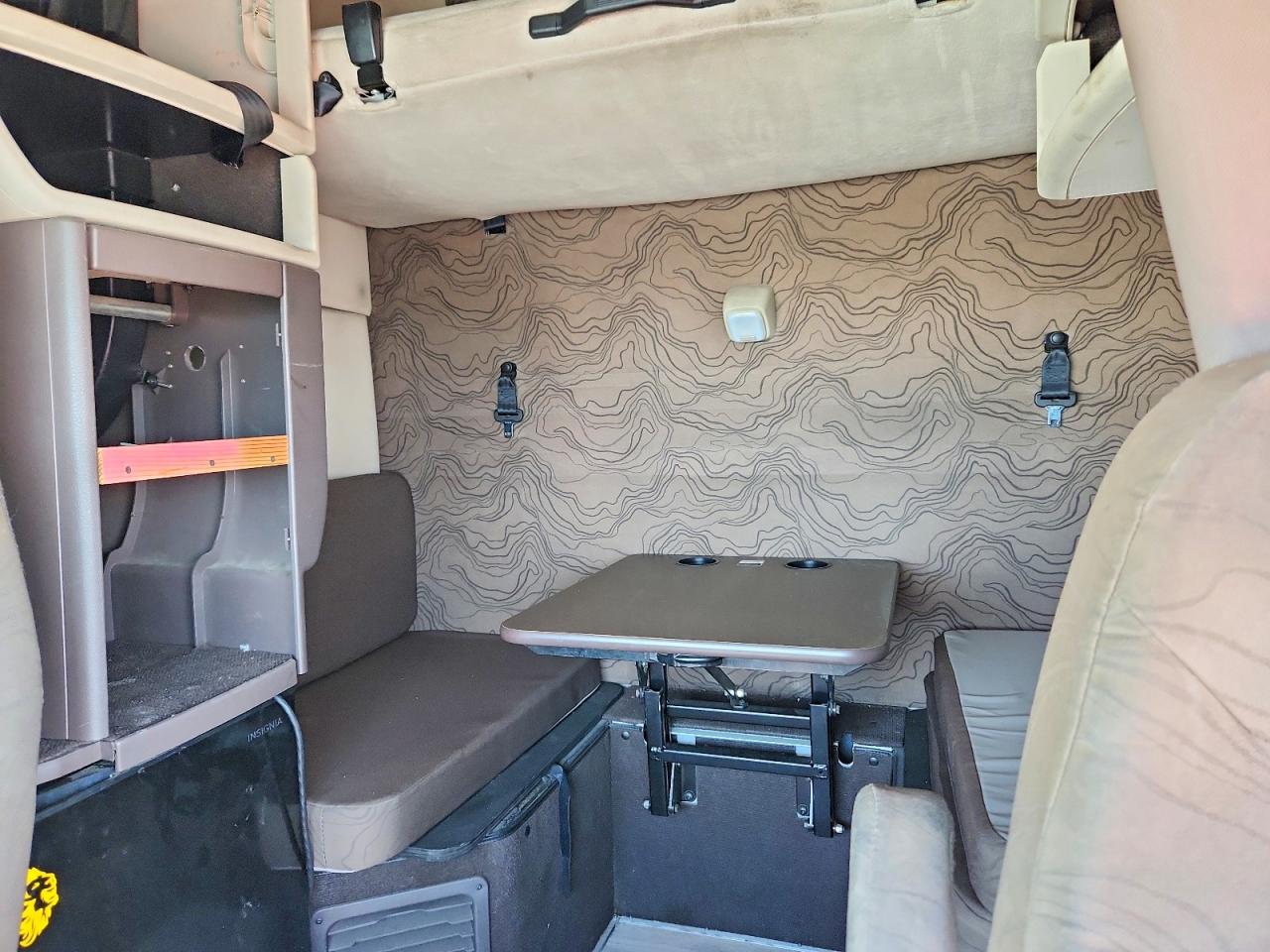 VOLVO VNL 2016 — 7