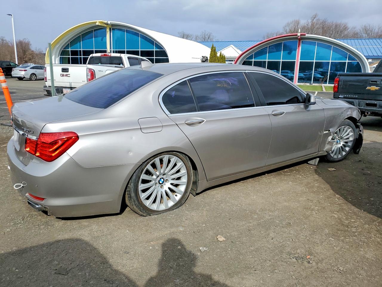 BMW 750 2010 — 4