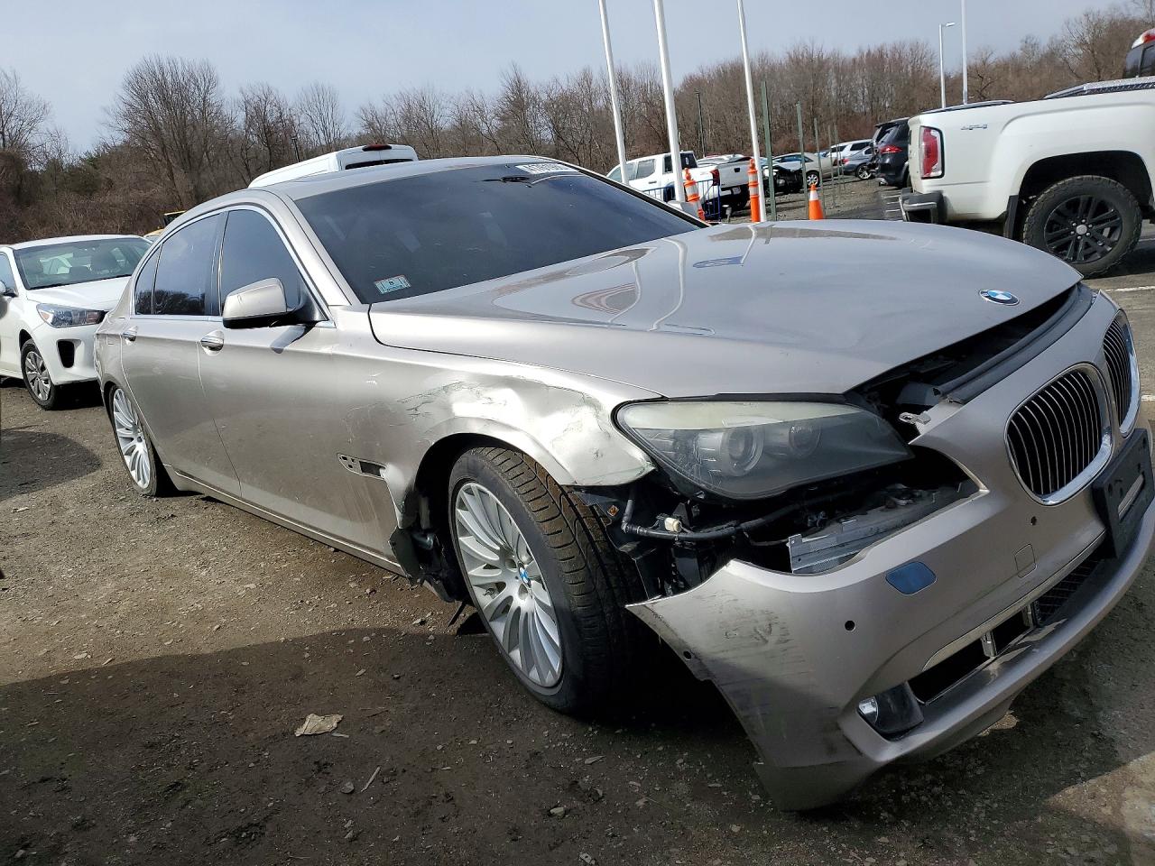 BMW 750 2010 — 5