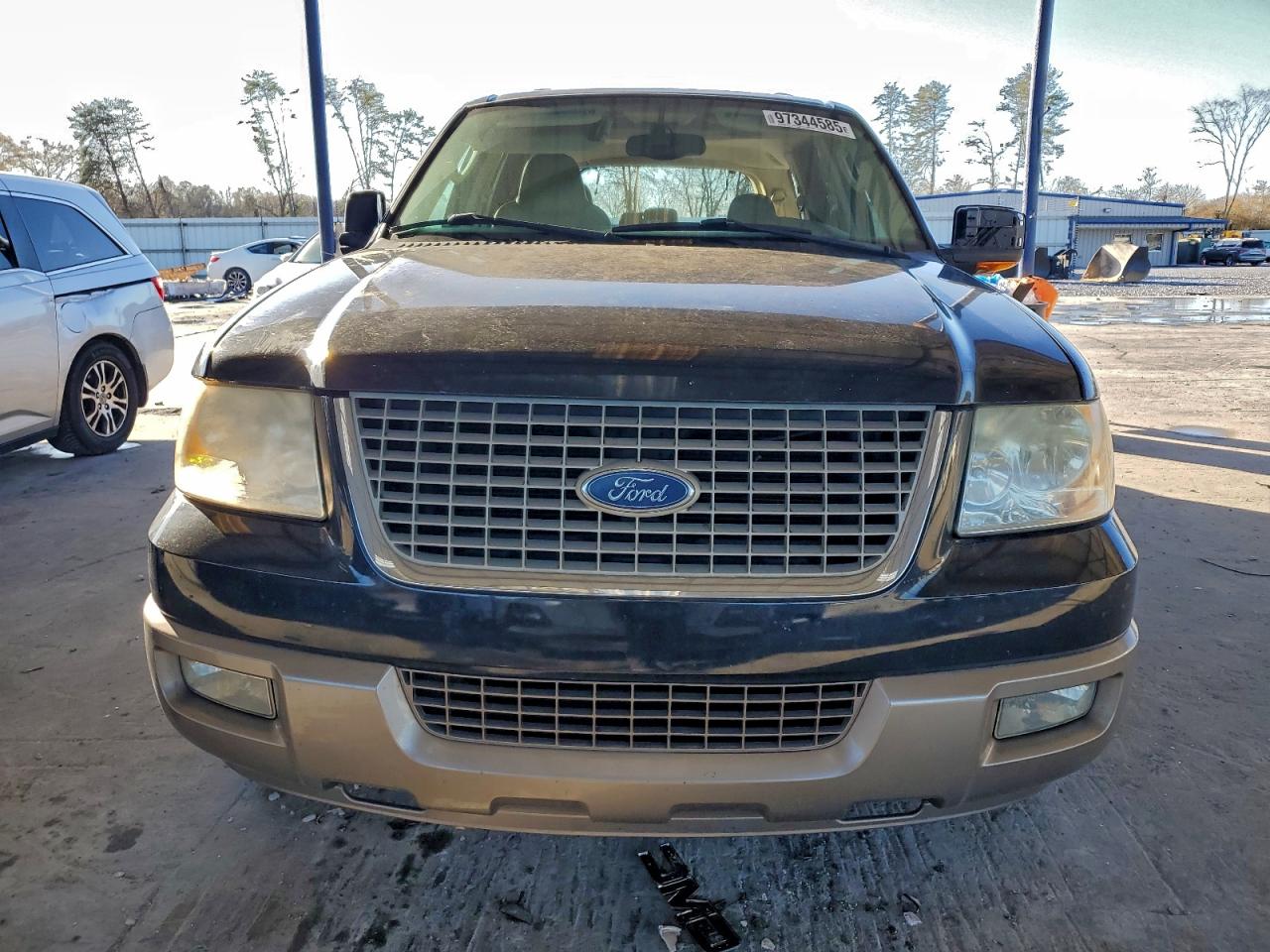 FORD EXPEDITION 2004 — 6