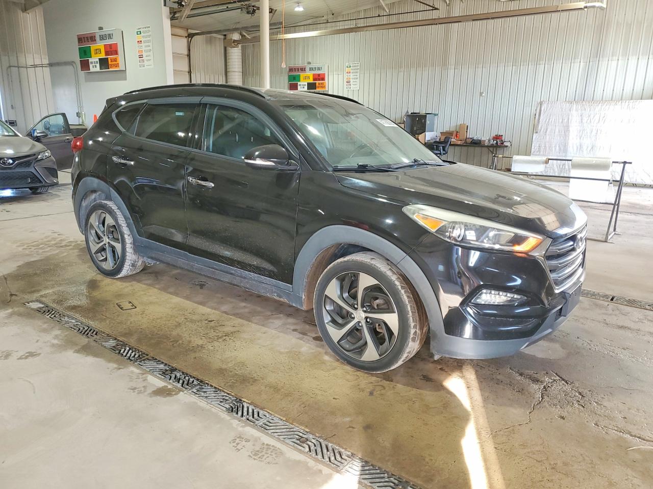 2016 HYUNDAI TUCSON LIMITED