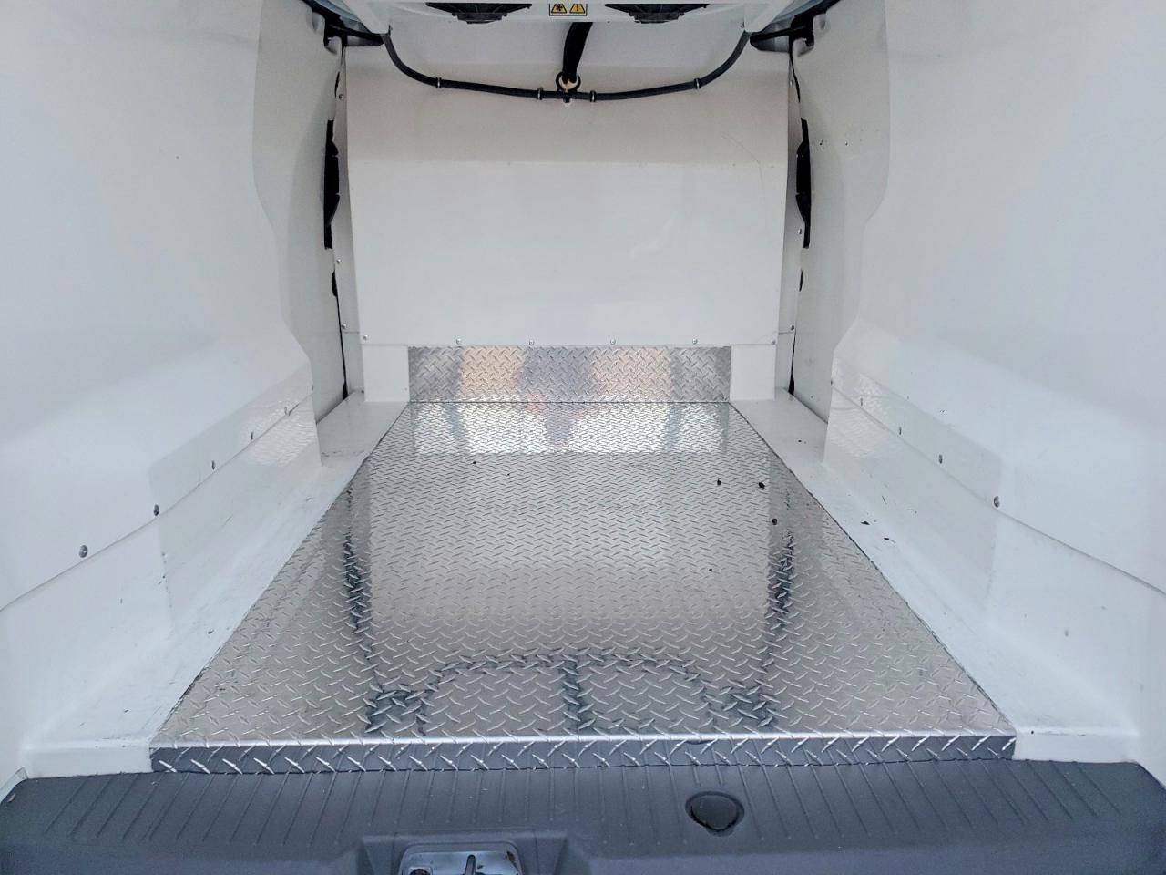 FORD TRANSIT CONNECT 2023 — 11