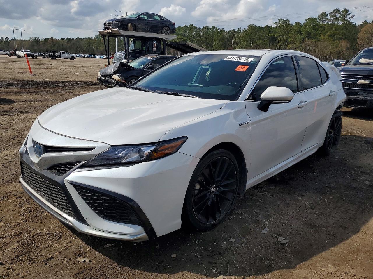 2021 TOYOTA CAMRY HYBRID XSE