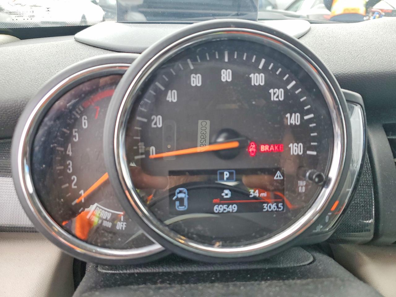 MINI COOPER 2019 — 10