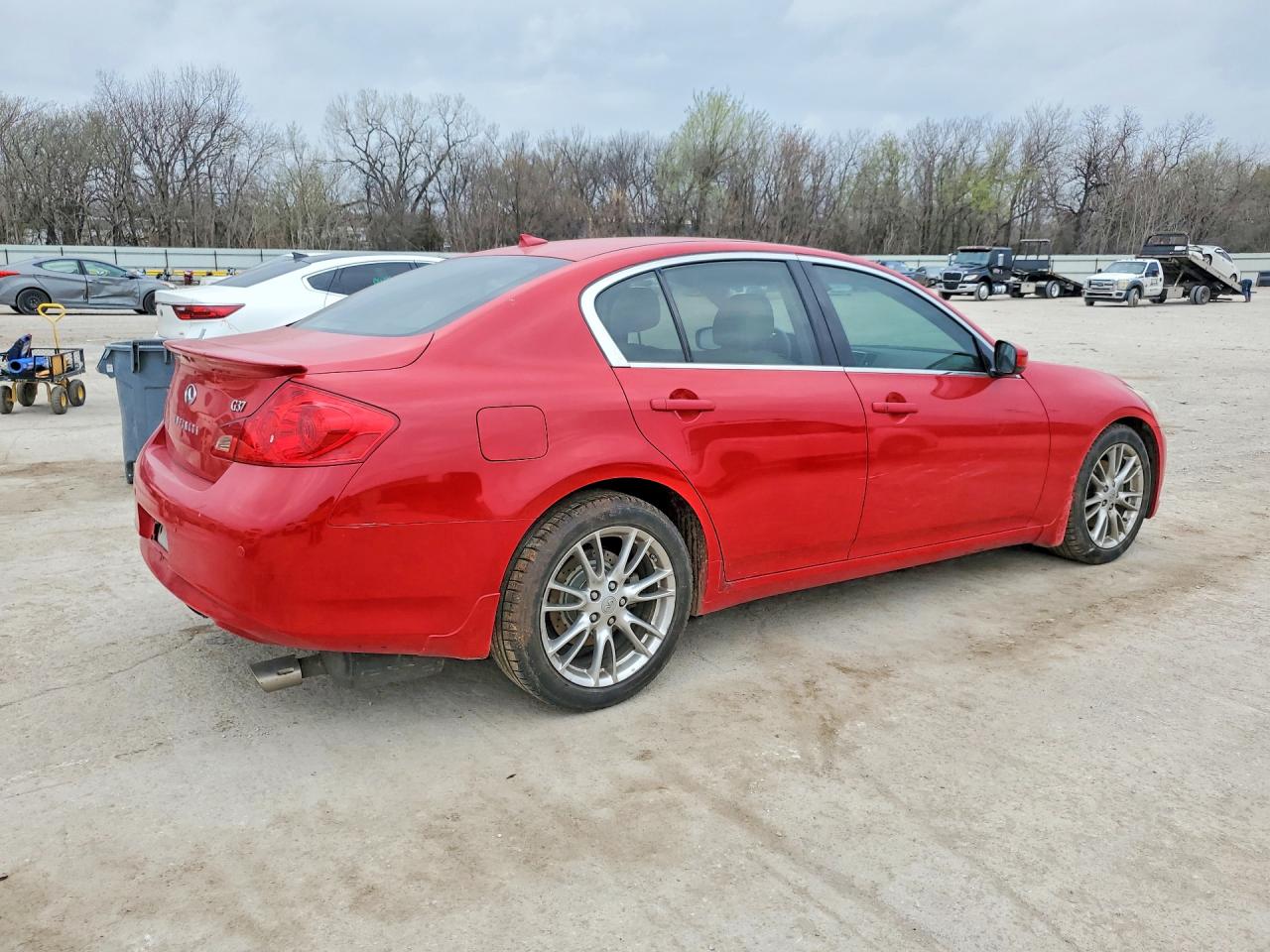 INFINITI G37 2010 — 4
