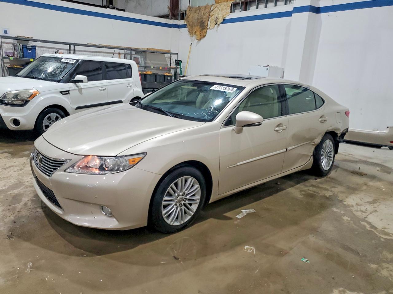 2013 LEXUS ES 350 BASE