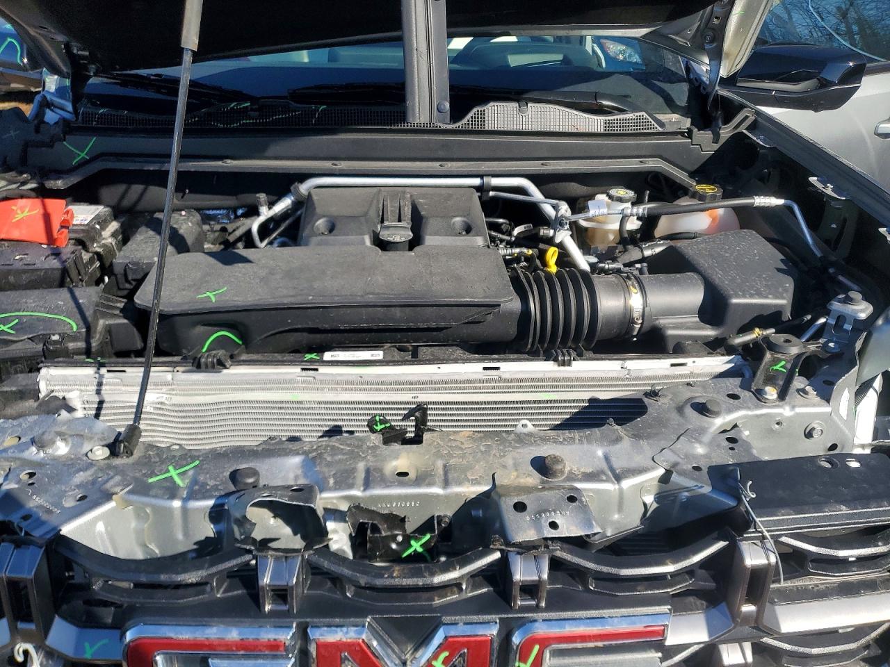 GMC CANYON 2025 — 12