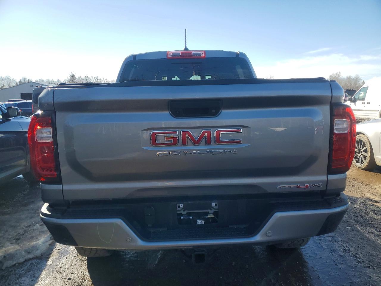 GMC CANYON 2025 — 7