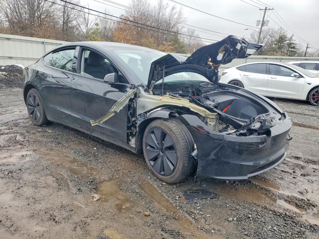 2026 TESLA MODEL 3