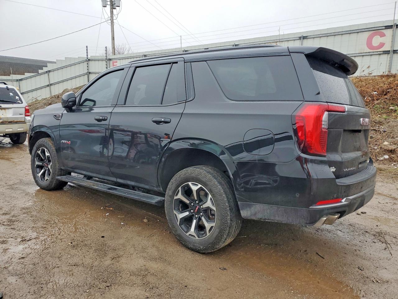 GMC YUKON 2025 — 3