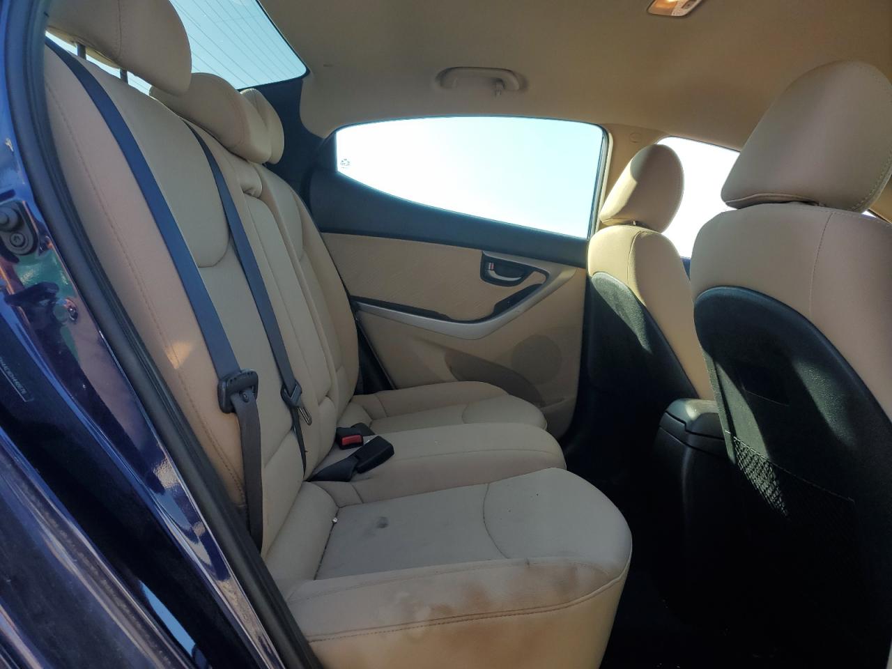 HYUNDAI ELANTRA 2013 — 11
