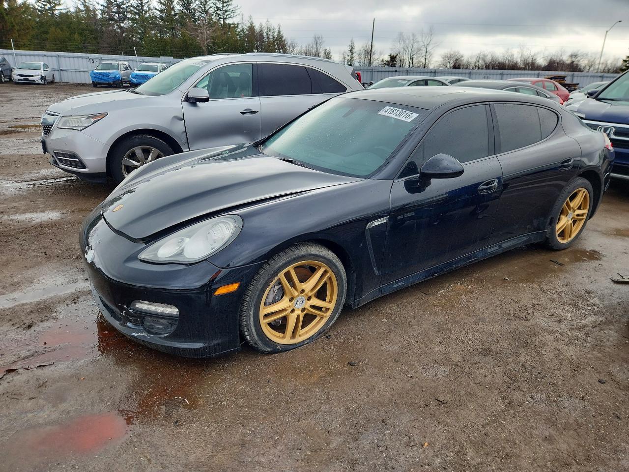 2011 PORSCHE PANAMERA 2