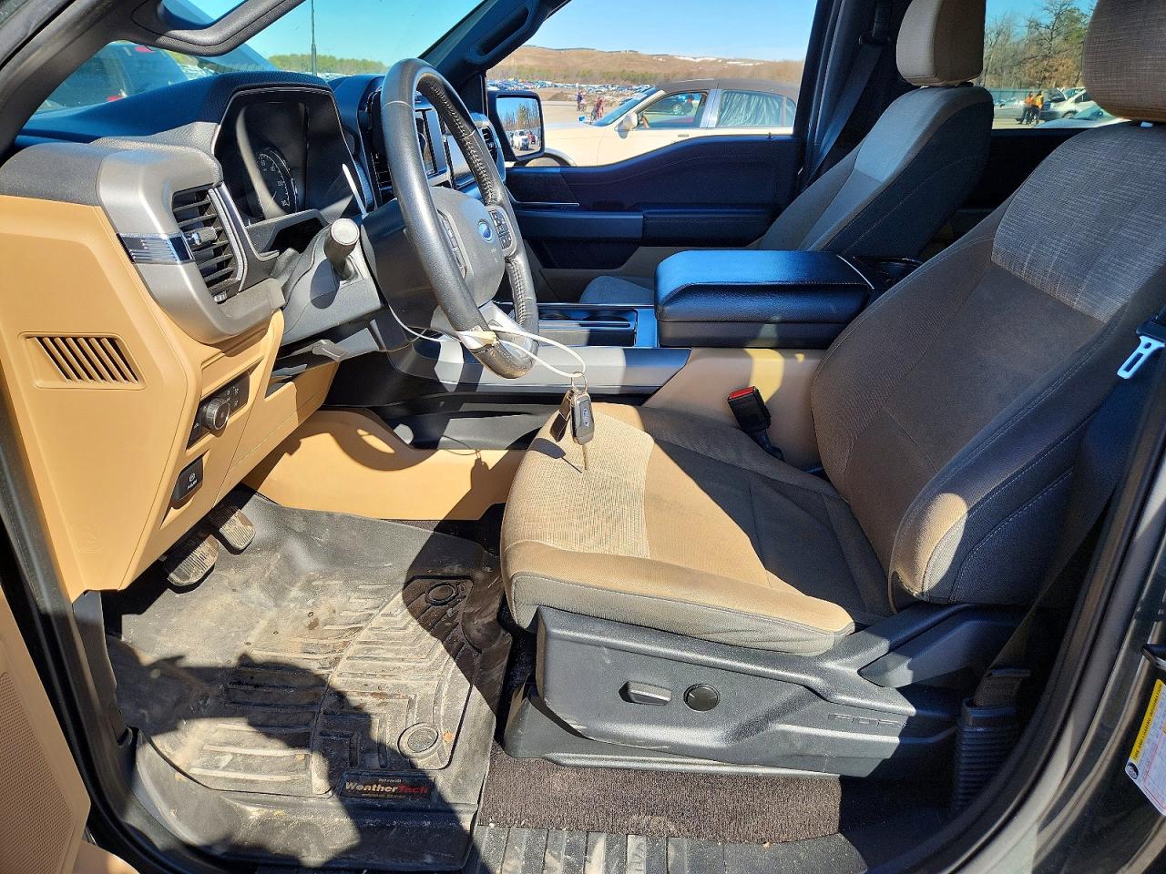 FORD F-150 2021 — 8