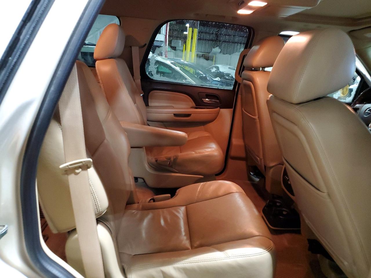 GMC YUKON 2011 — 11