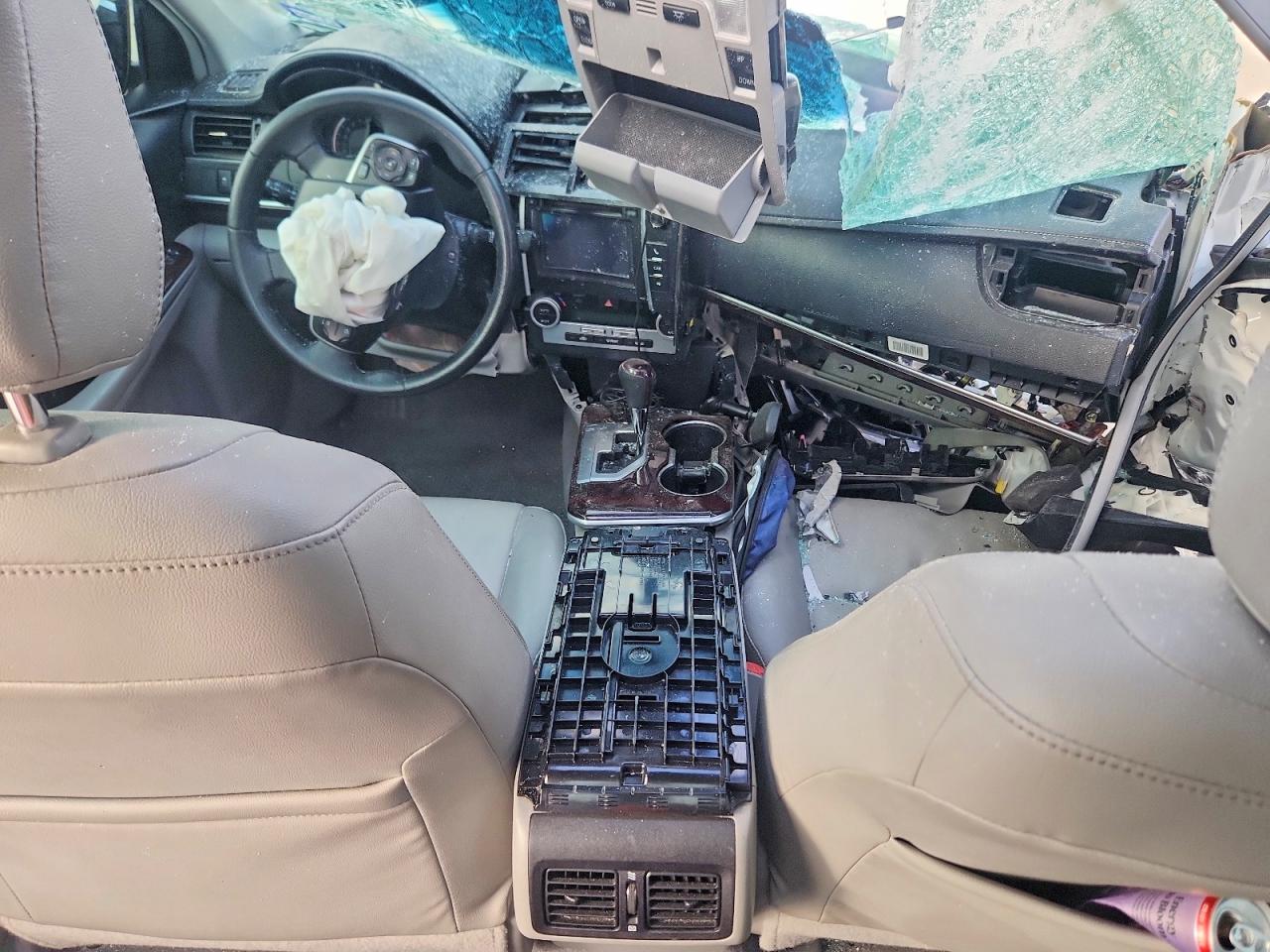 TOYOTA CAMRY 2014 — 9