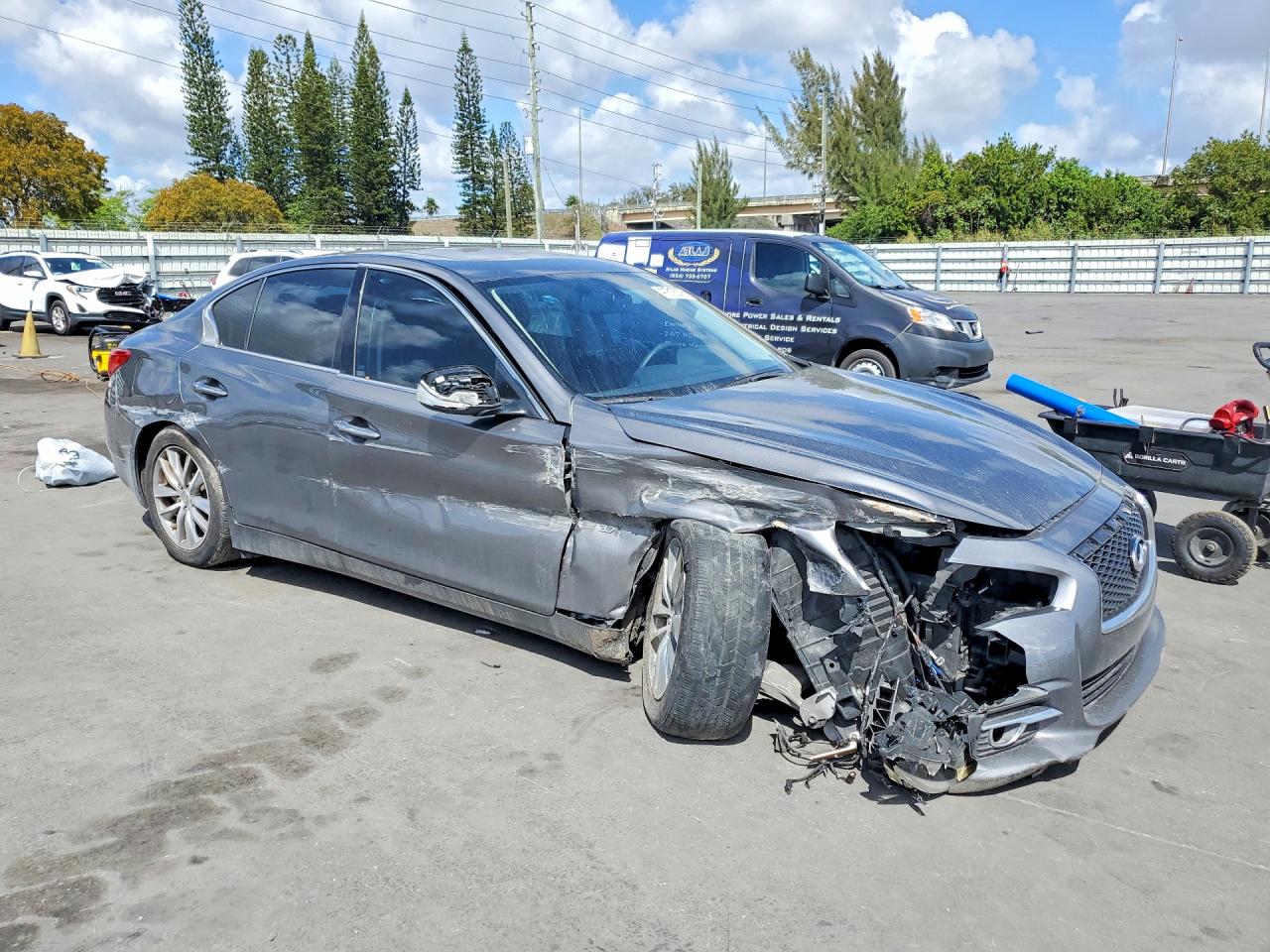 2015 INFINITI Q50 PREMIUM