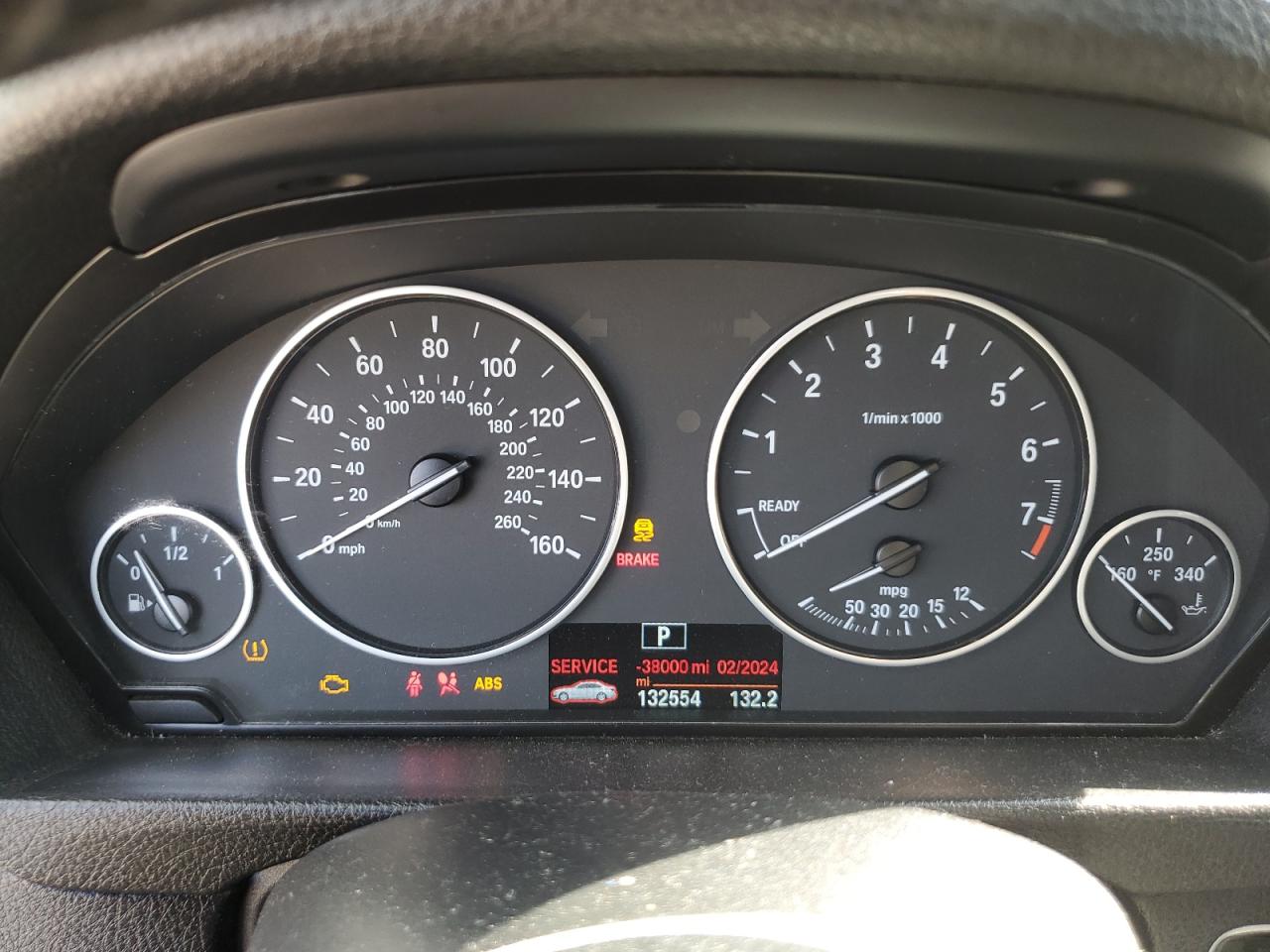 BMW 320 2015 — 10