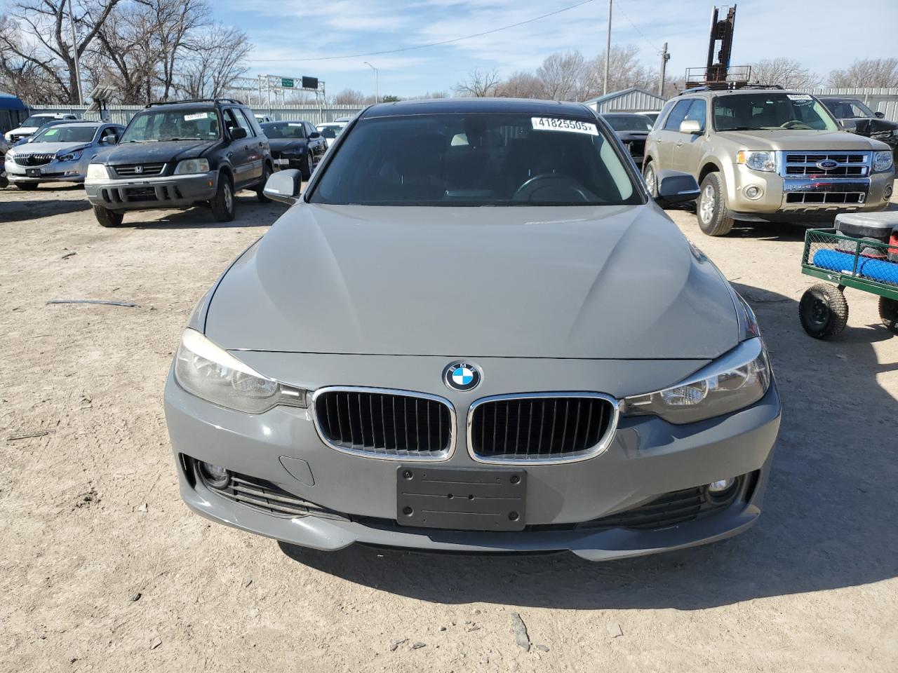 BMW 320 2015 — 6