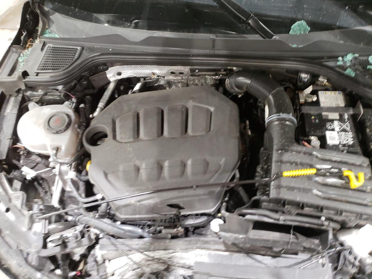 VOLKSWAGEN GTI 2024 — 12