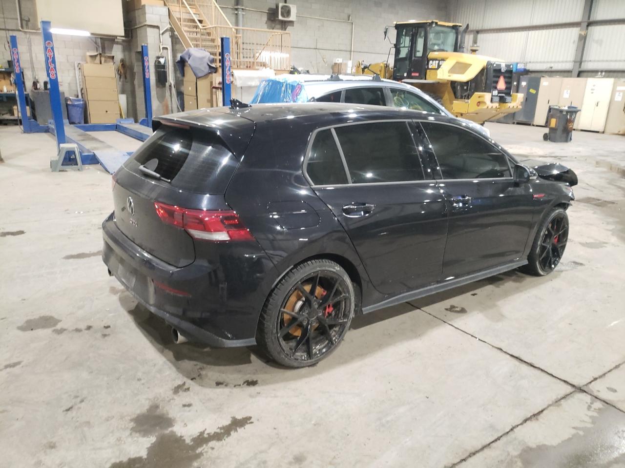 VOLKSWAGEN GTI 2024 — 4