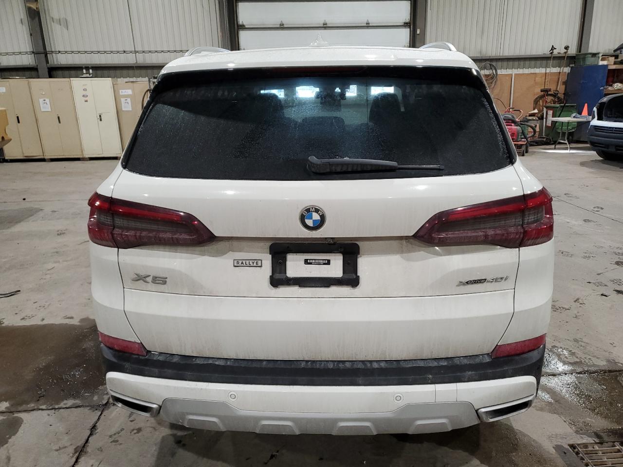 BMW X5 2021 — 7