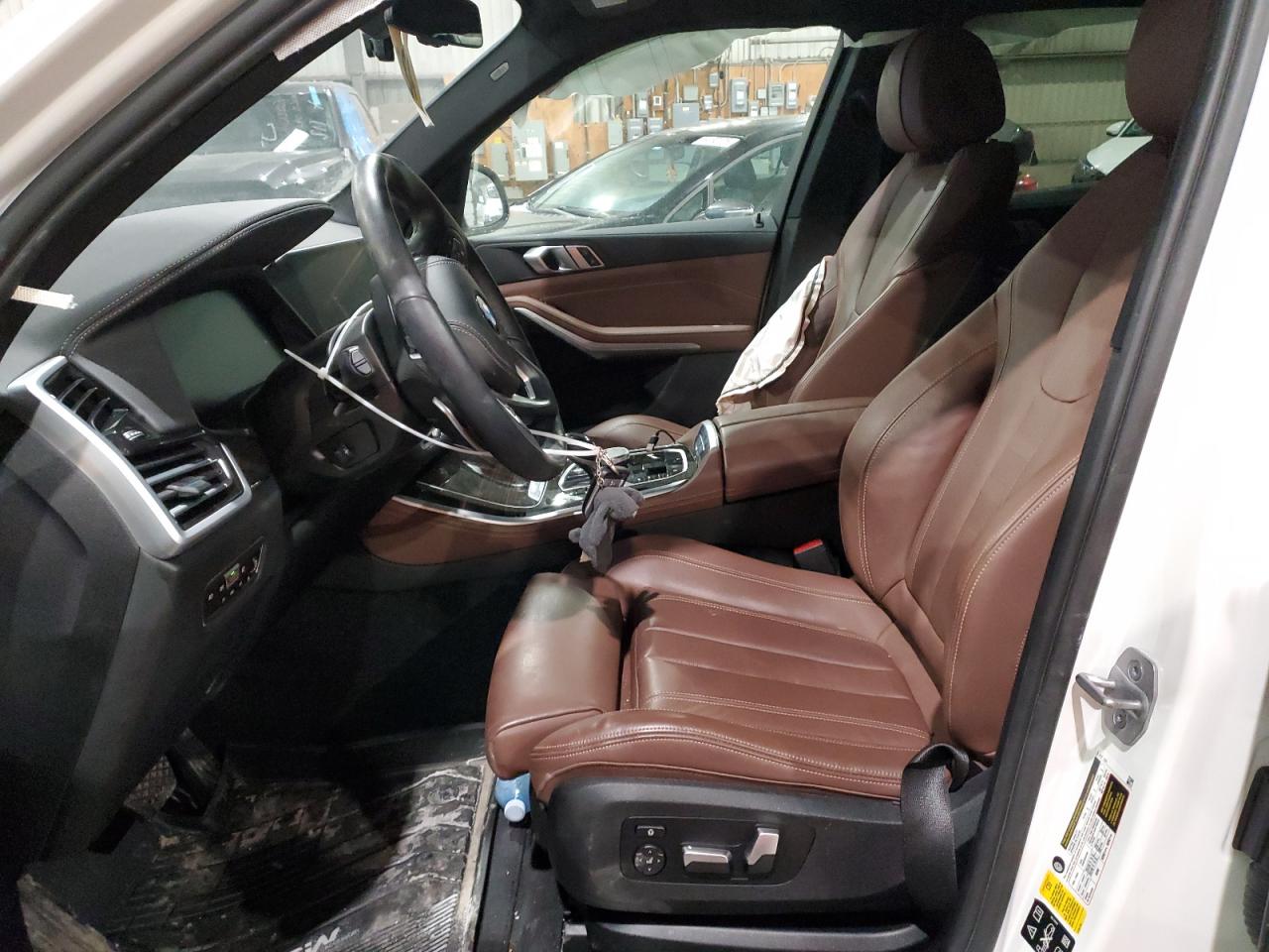 BMW X5 2021 — 8