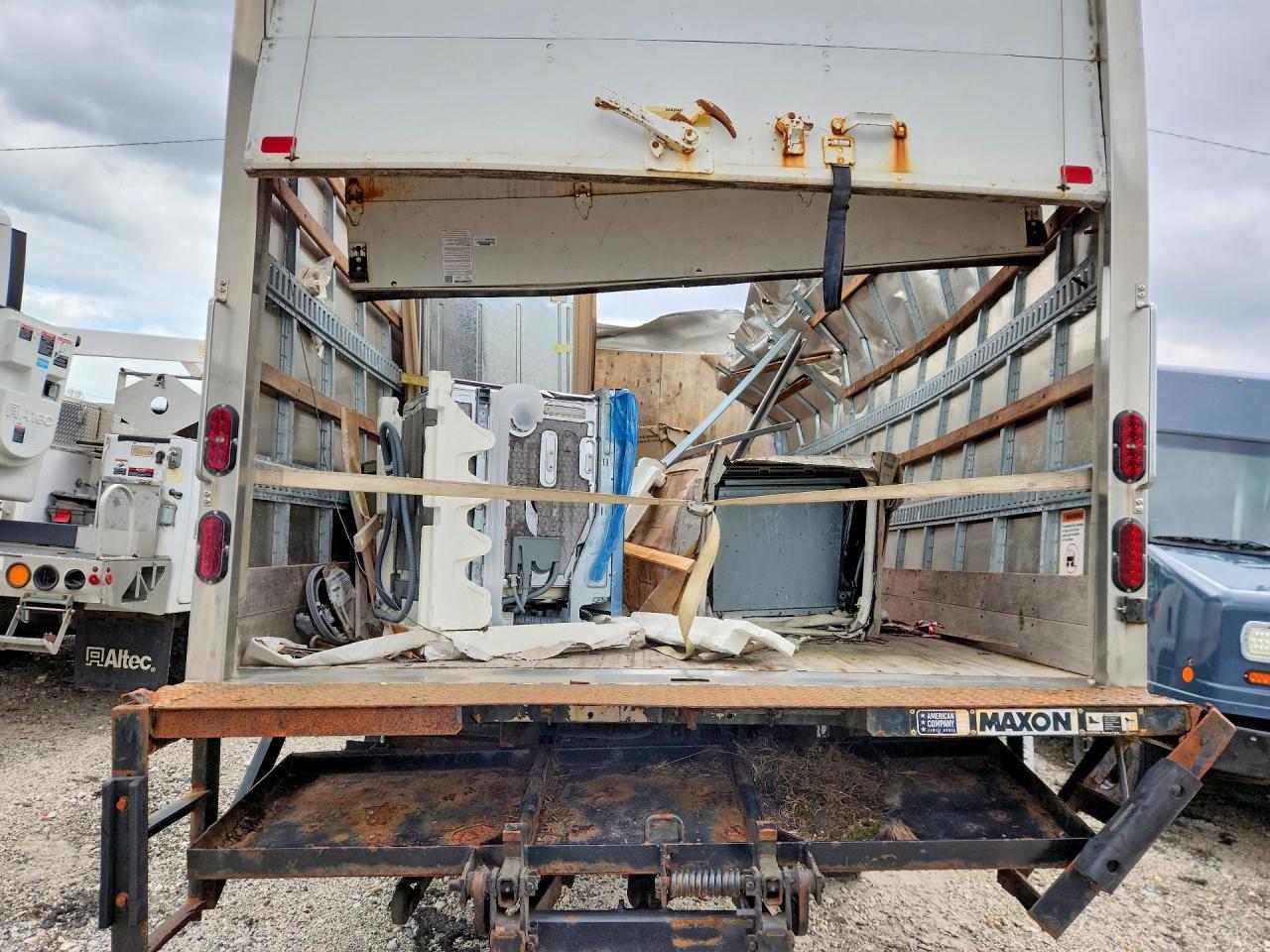 ISUZU NPR HD 2018 — 7