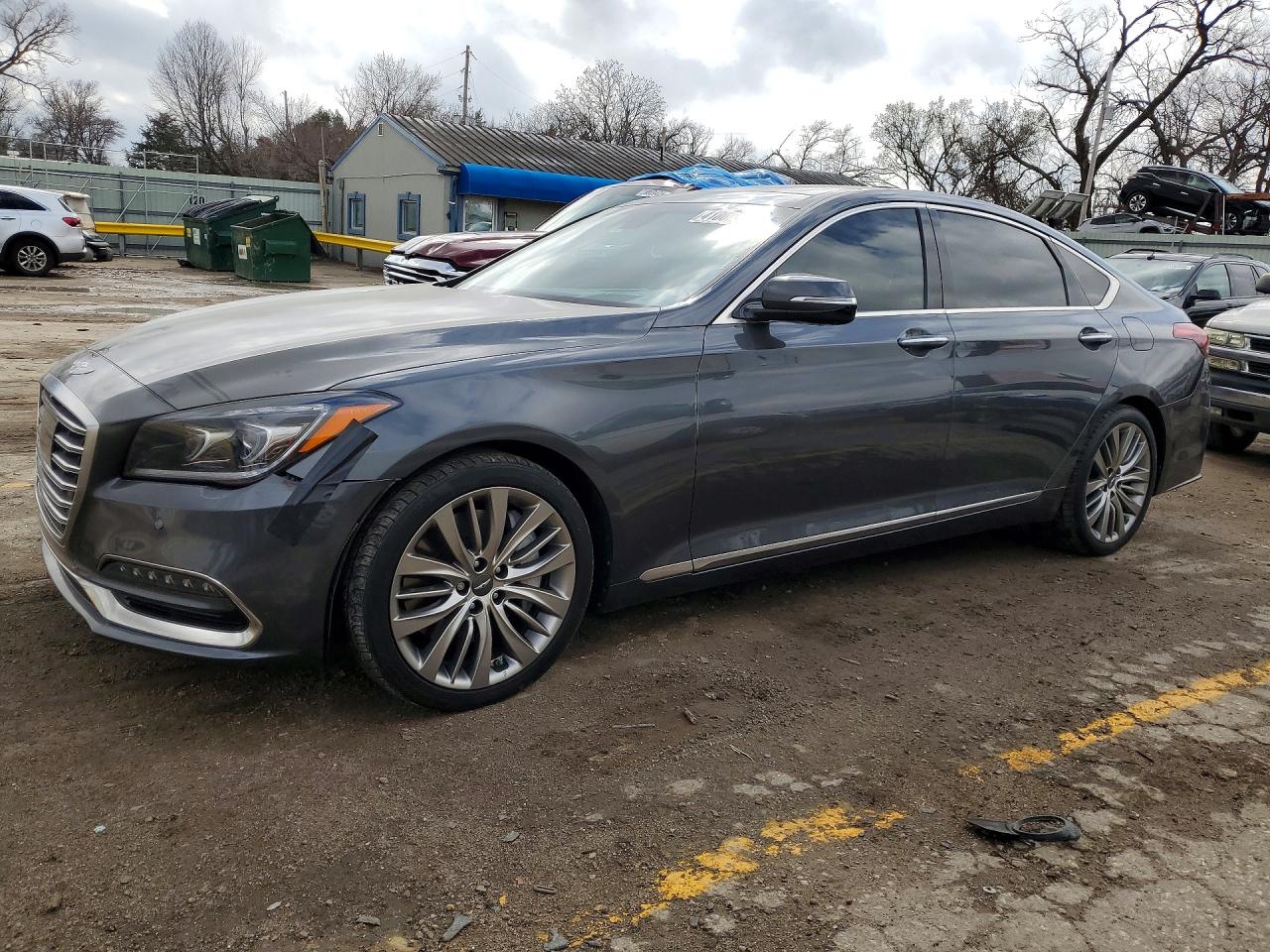 GENESIS G80 2018 — 2