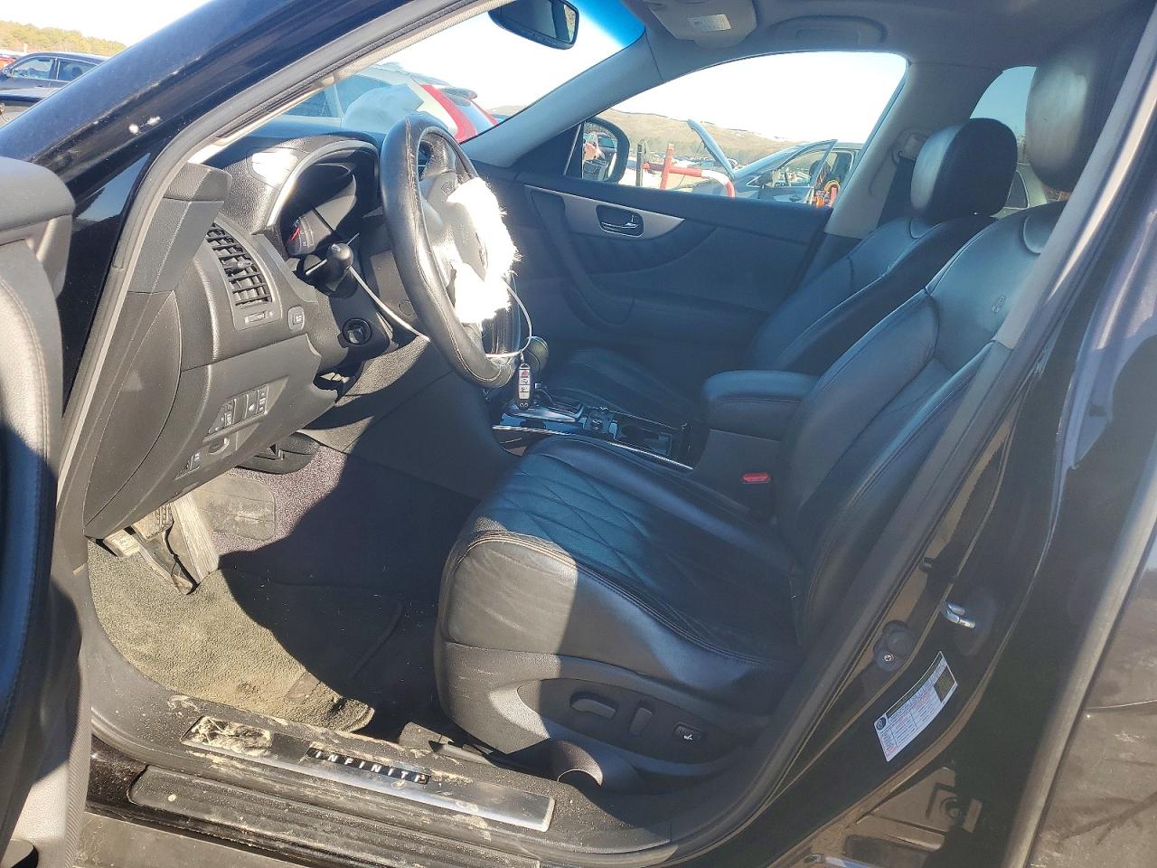 INFINITI FX35 2011 — 8