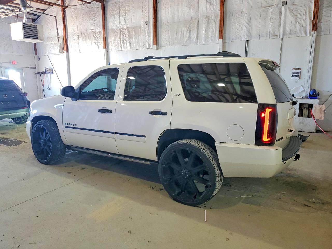 Chevrolet Tahoe 2009 — 2