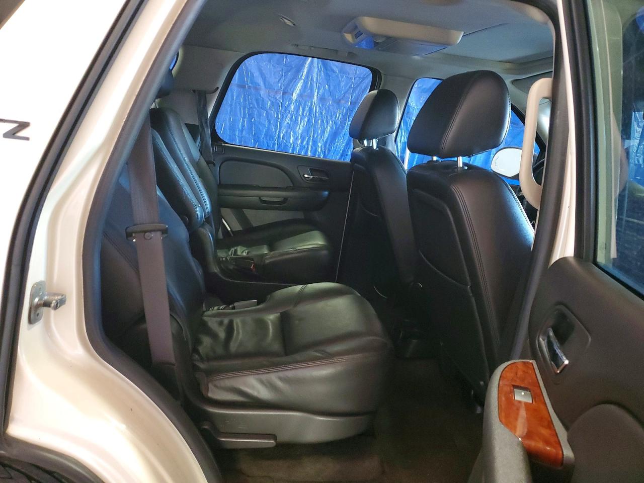 Chevrolet Tahoe 2009 — 11