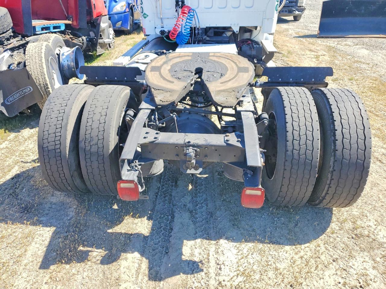 FREIGHTLINER M2 2019 — 11