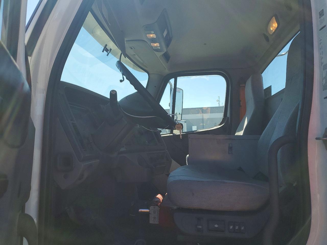 FREIGHTLINER M2 2019 — 8