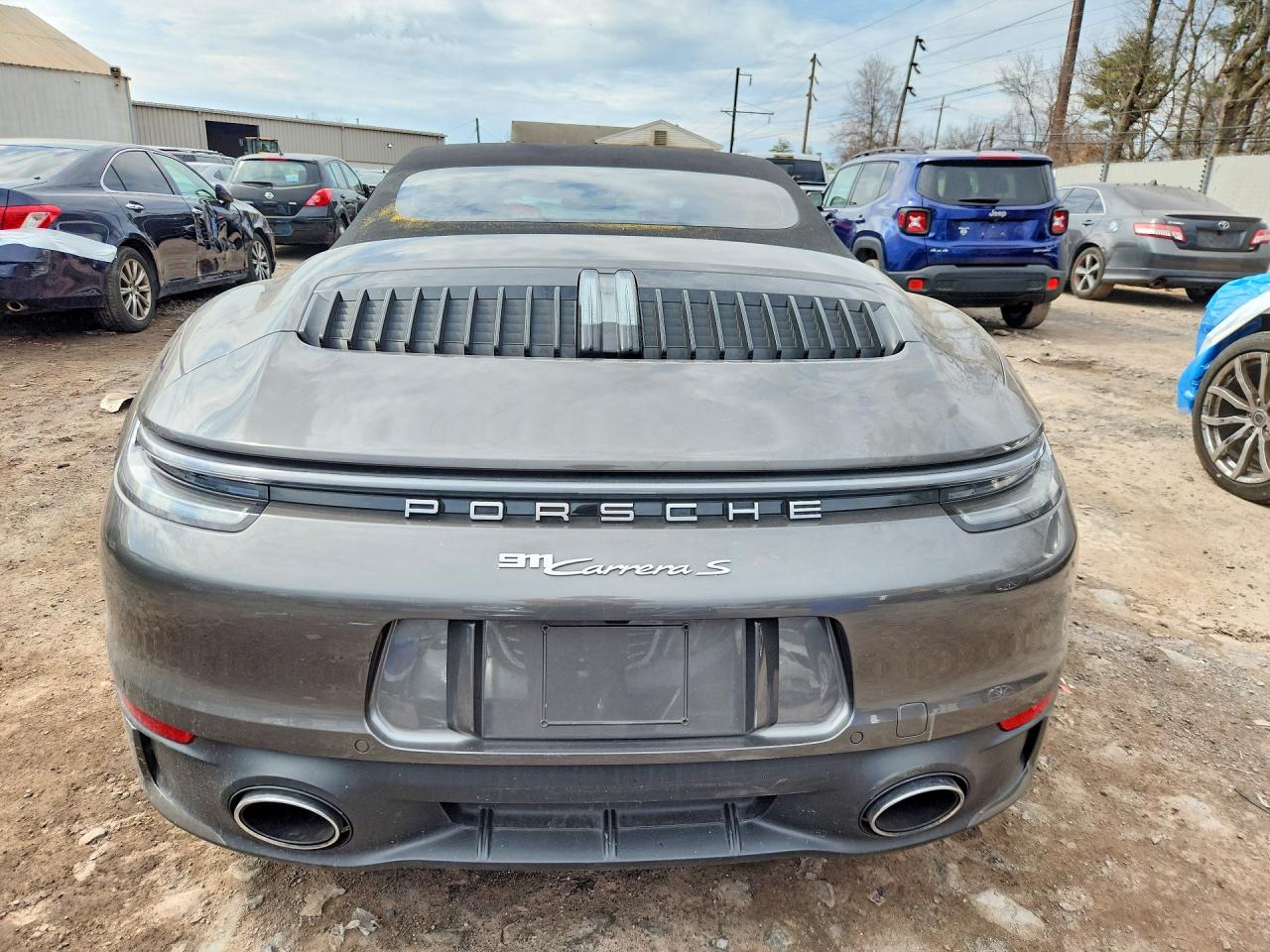 PORSCHE 911 2022 — 7