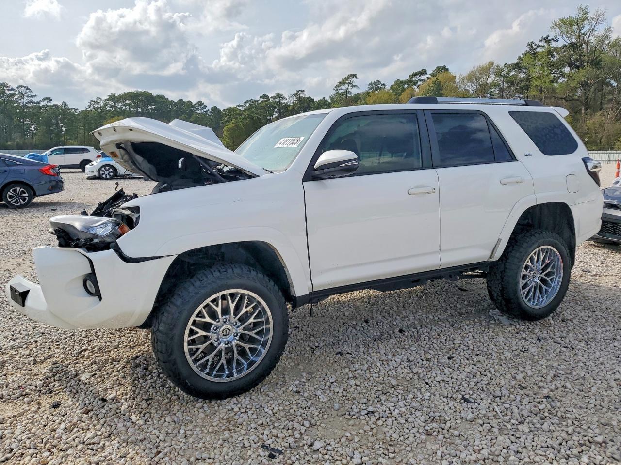 TOYOTA 4RUNNER 2019 — 2
