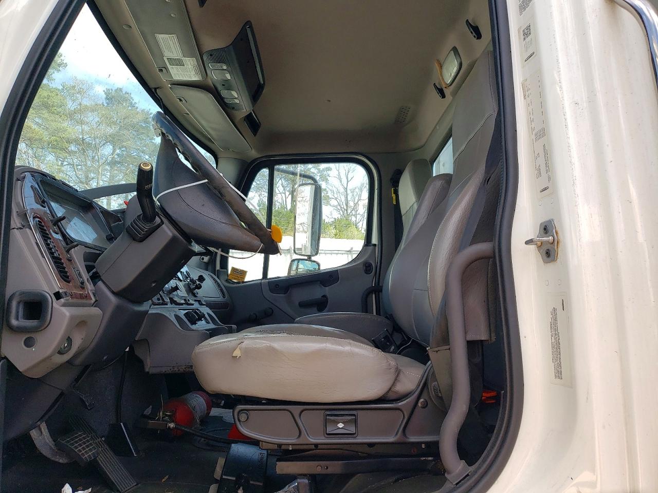 FREIGHTLINER M2 2021 — 8