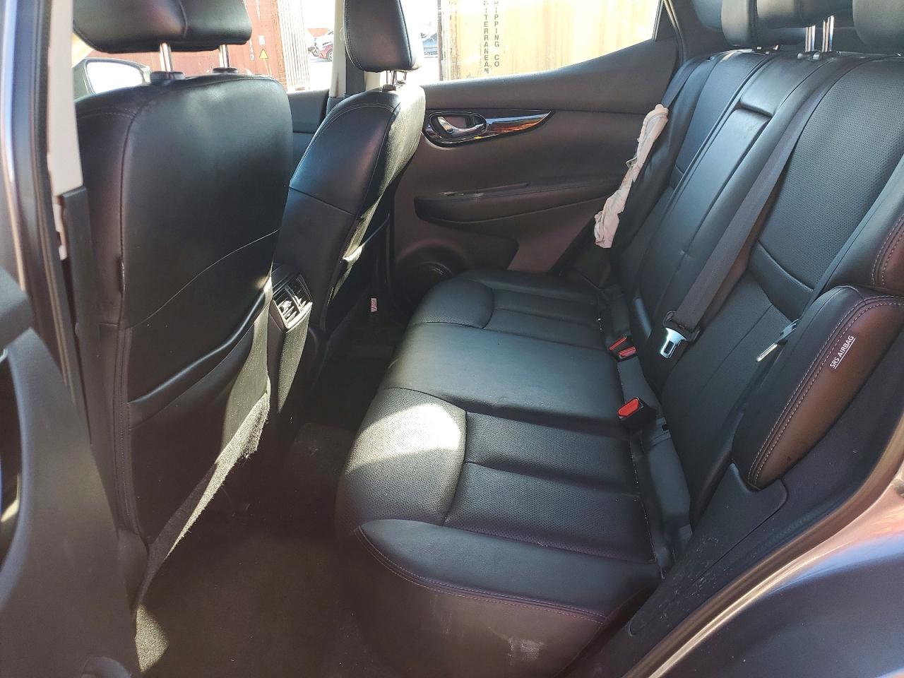 NISSAN ROGUE SPORT 2022 — 12