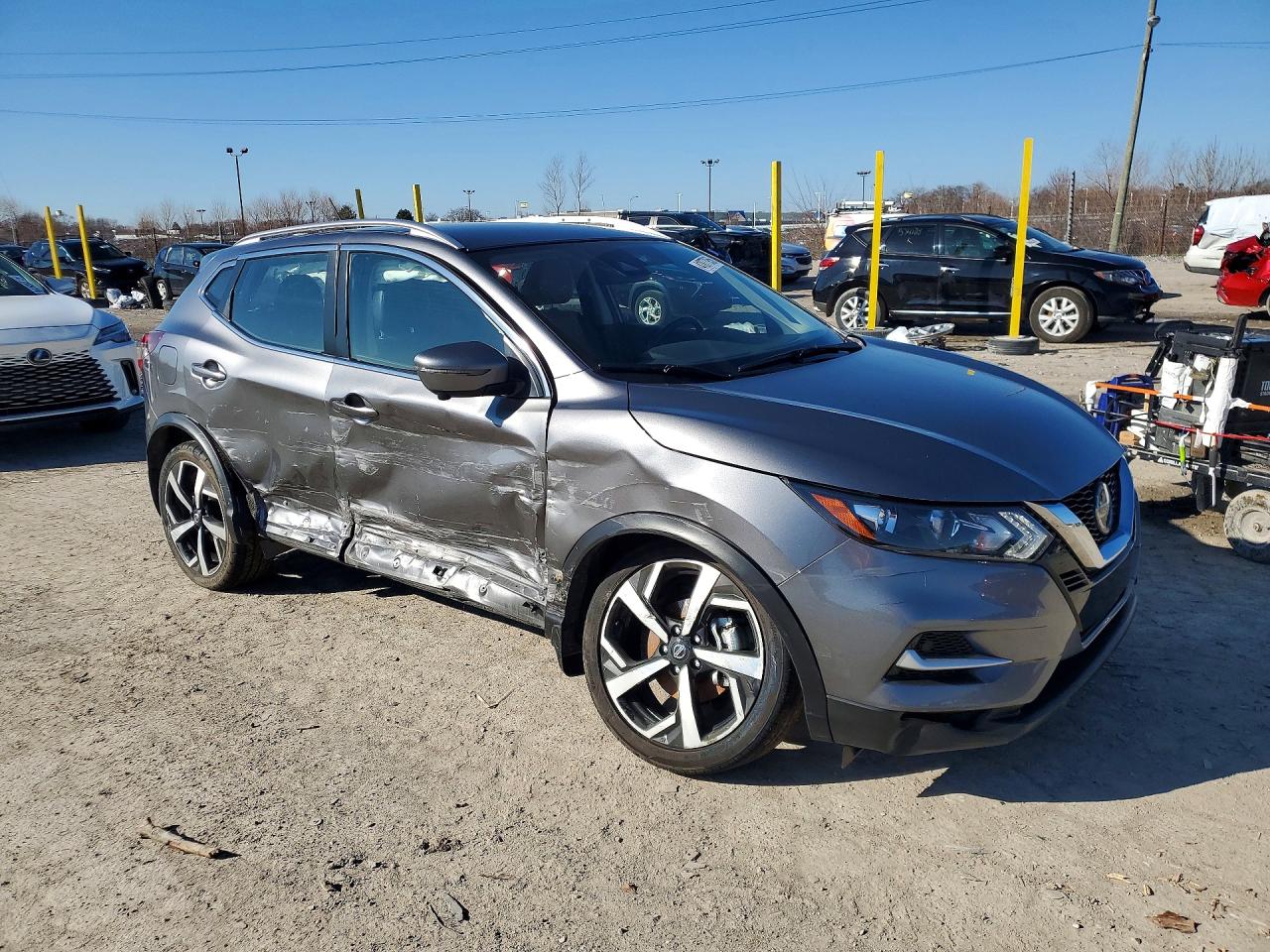 NISSAN ROGUE SPORT 2022 — 5