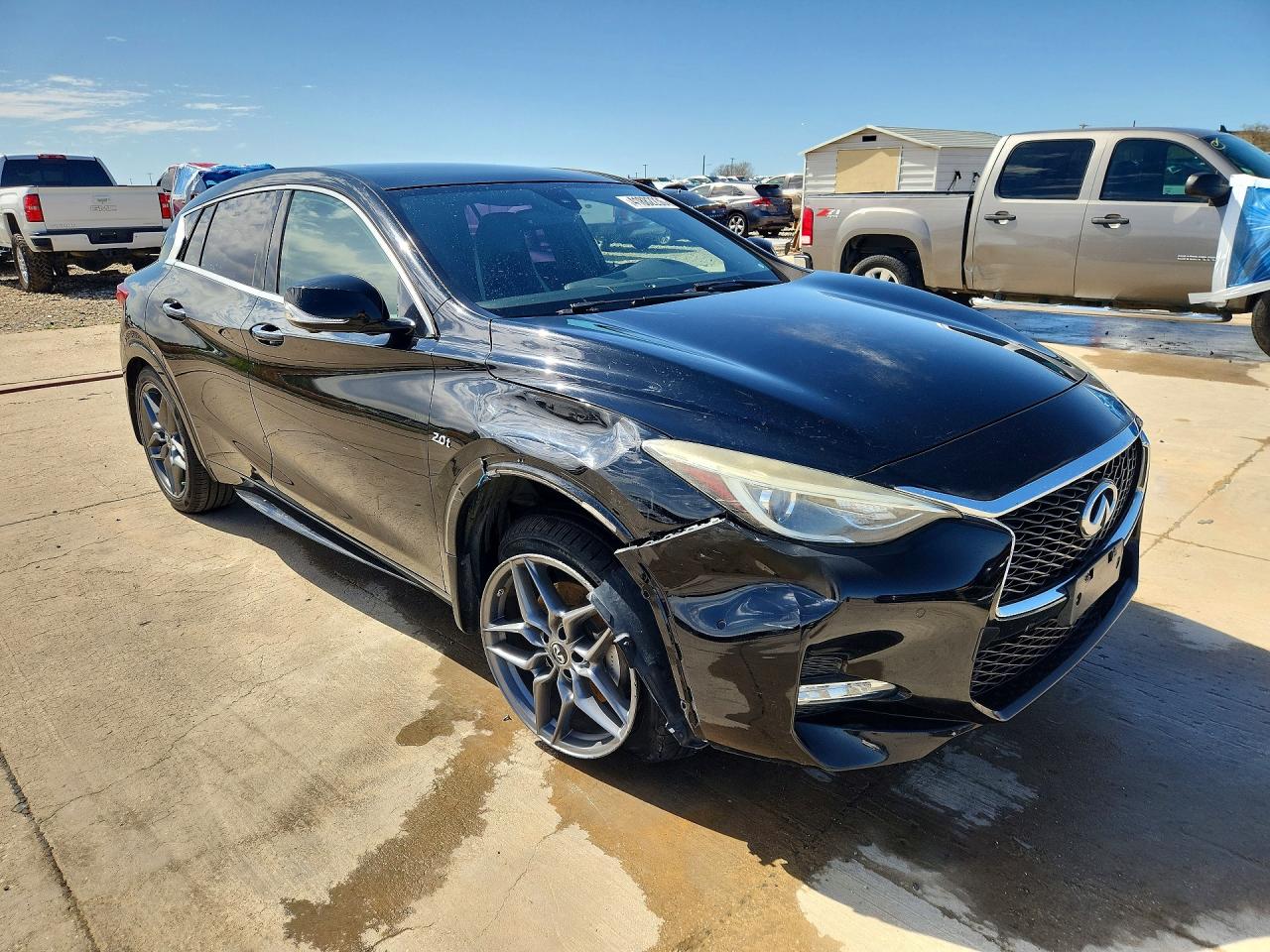 2017 INFINITI QX30 SPORT