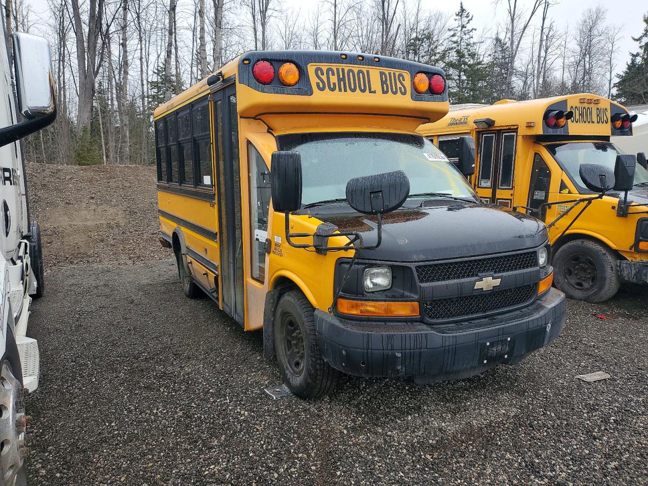 2013 COLLINS BUS