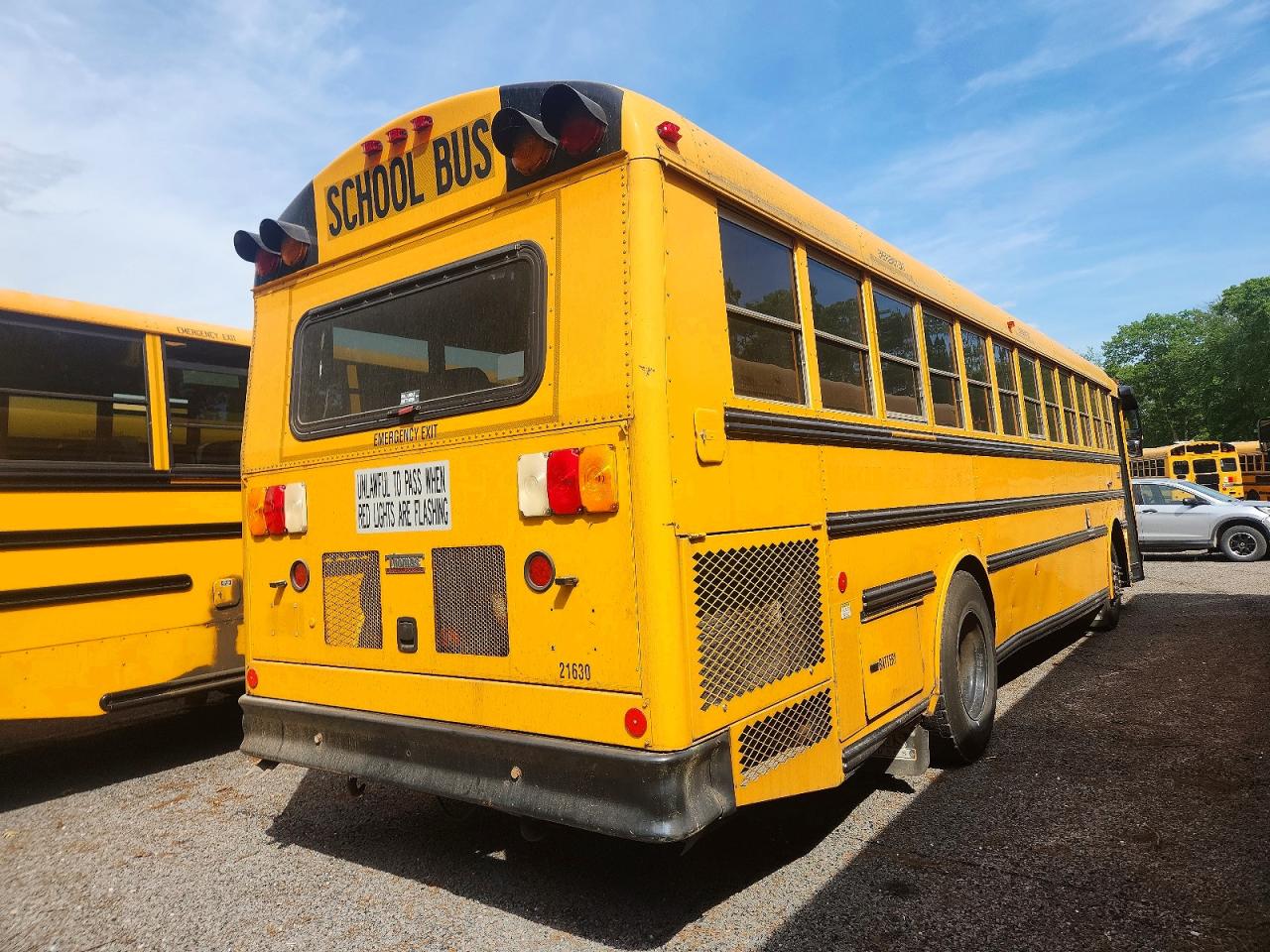 2012 THOMAS SAF-T-LINER HDX