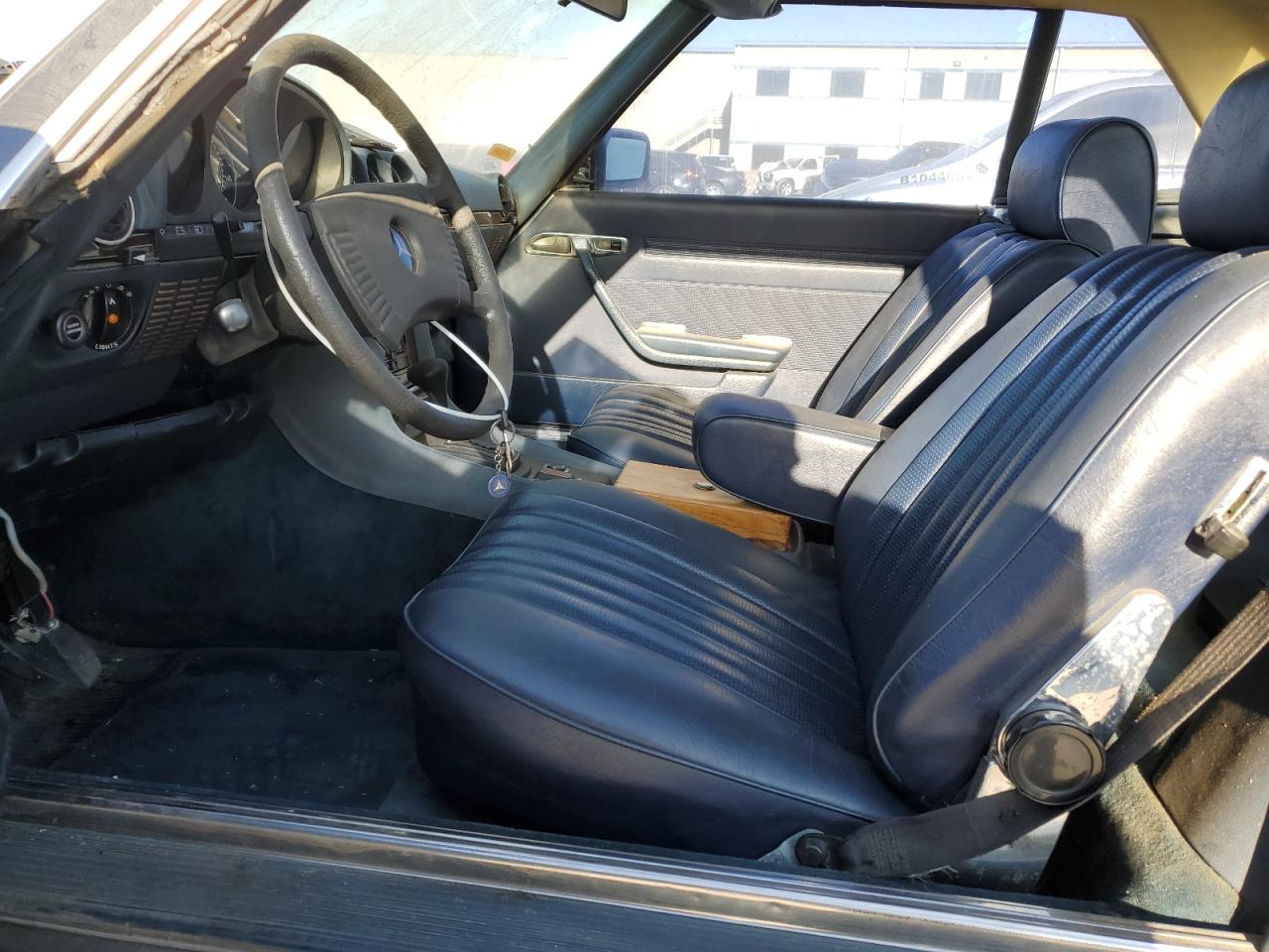 MERCEDES-BENZ 450 1979 — 8