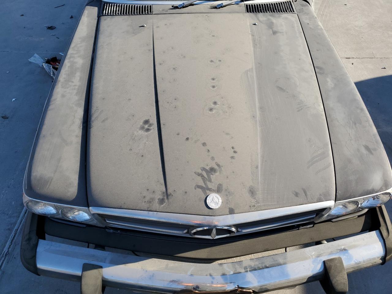 MERCEDES-BENZ 450 1979 — 12