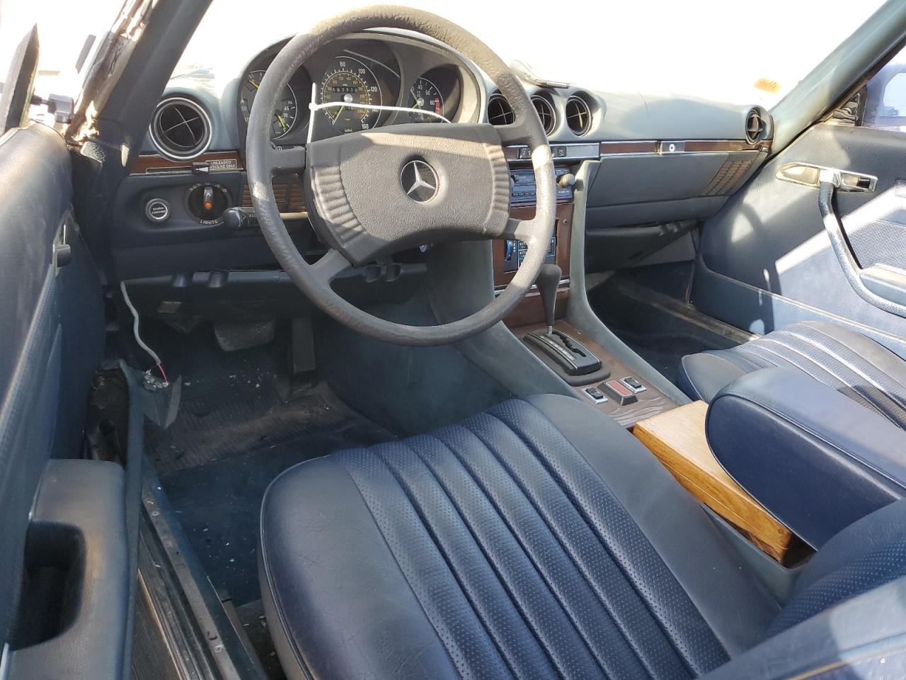 MERCEDES-BENZ 450 1979 — 9