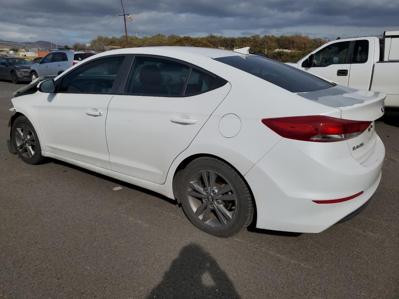 HYUNDAI ELANTRA 2018 — 3
