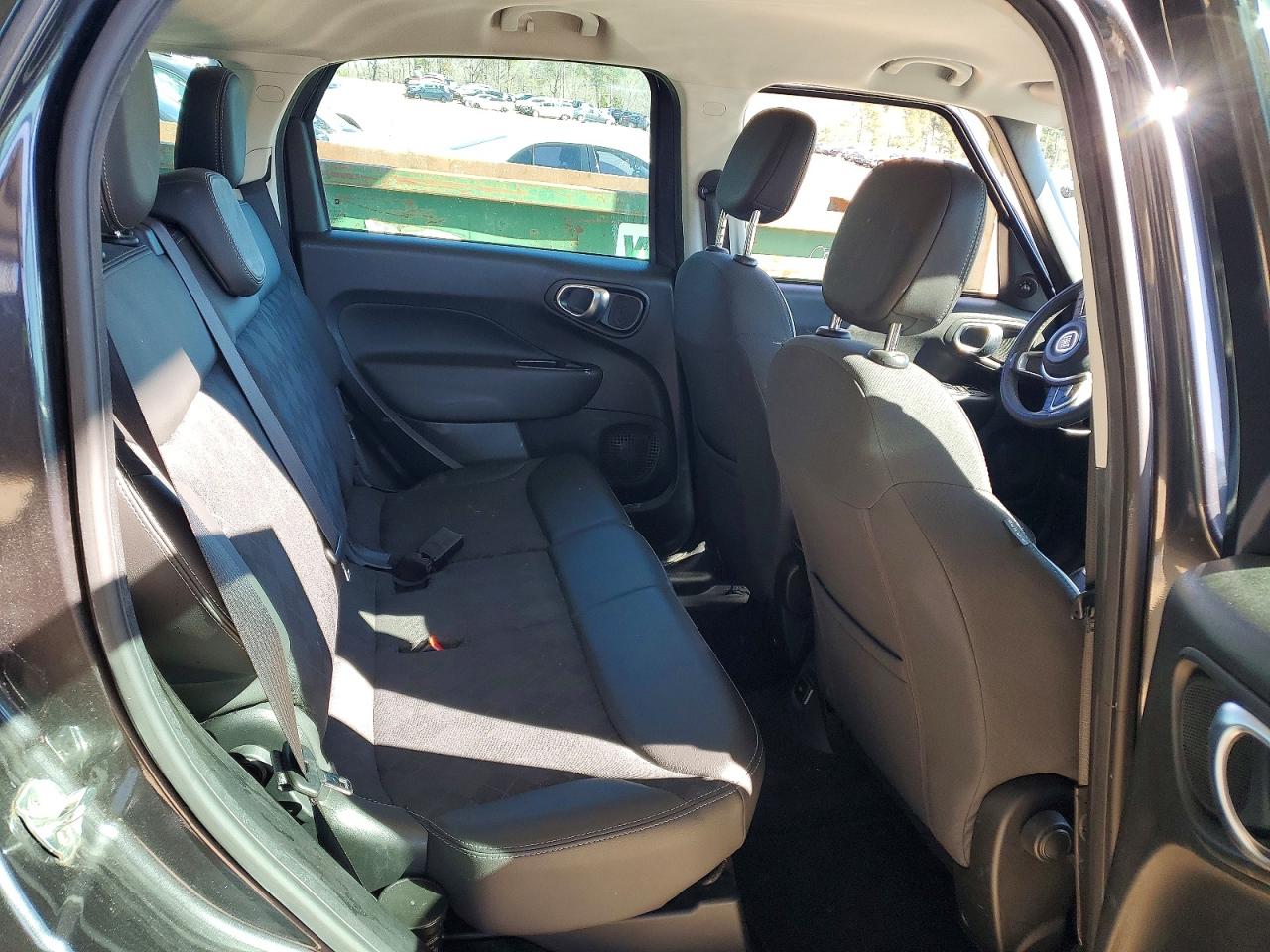 FIAT 500L 2019 — 11
