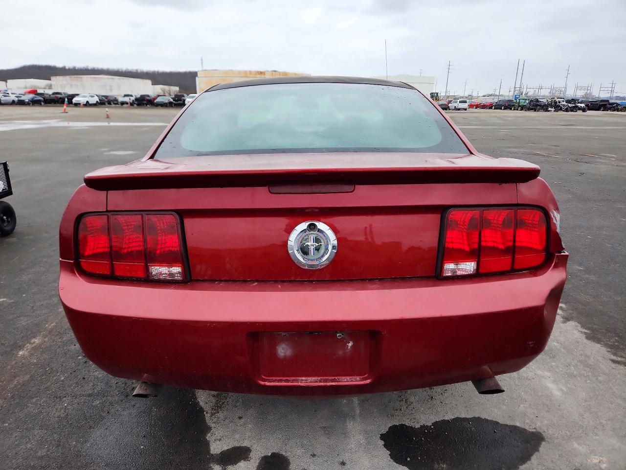 FORD MUSTANG 2009 — 7